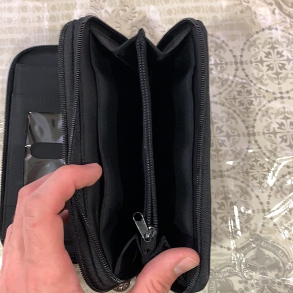 Nine West wallet - Picture 4 of 4